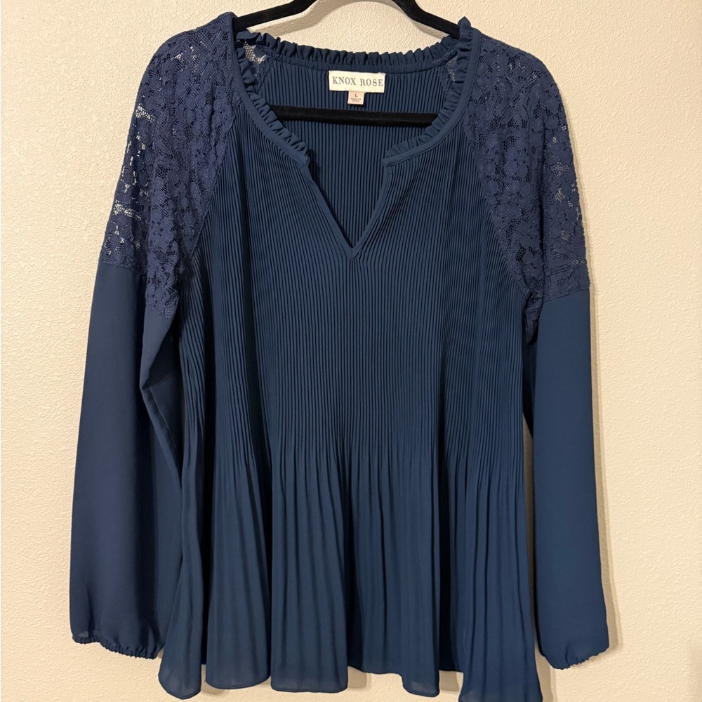 Knox Rose Blue Pleated Blouse with V-Neck